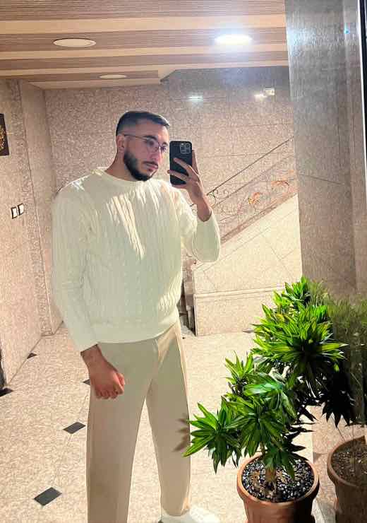 Customer wearing Anfal